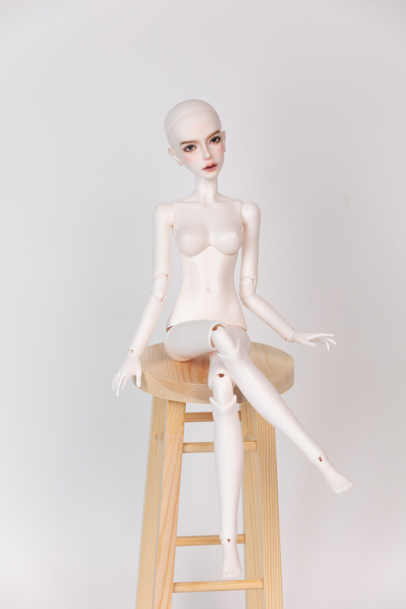 1/6 Miss S doll in normal skin without makeup