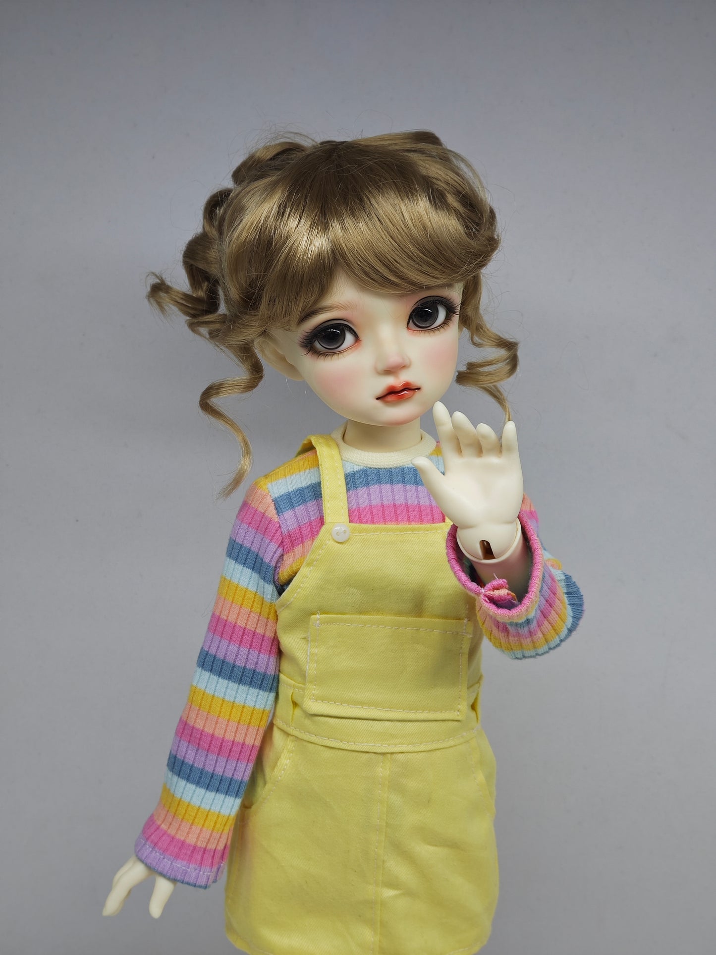 1/4 girl doll Alice super kid version with makeup, wig and dress