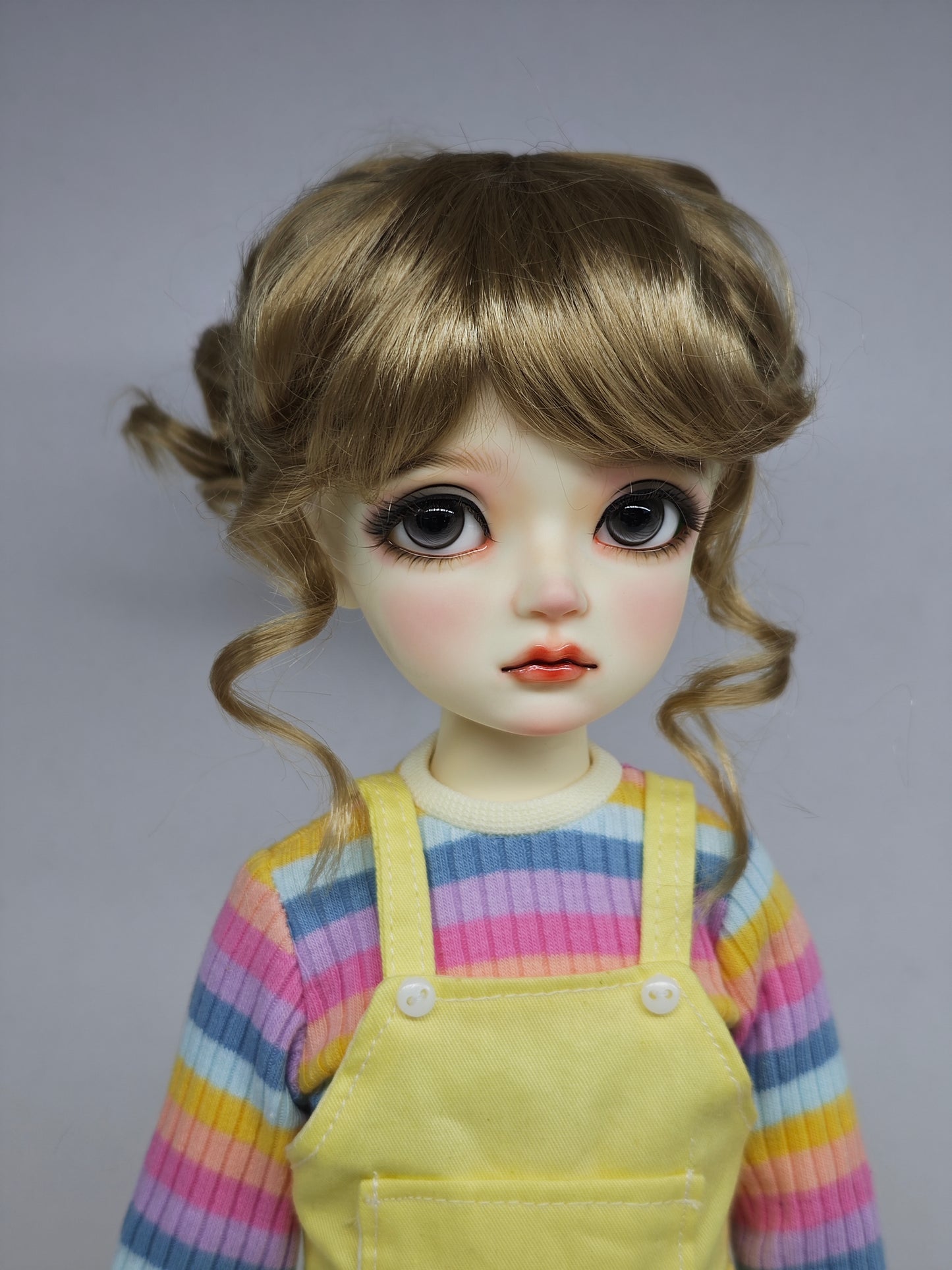 1/4 girl doll Alice super kid version with makeup, wig and dress