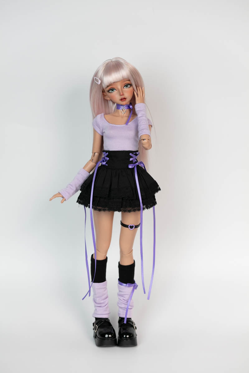 1/4 girl doll Elaine in light tan skin with fullset human version