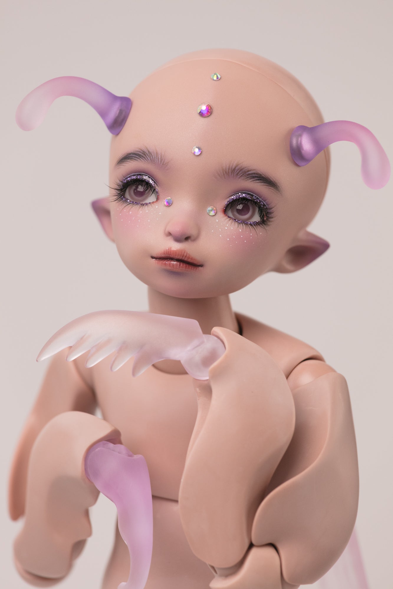 1/6 doll Jadite in purple skin with faceup