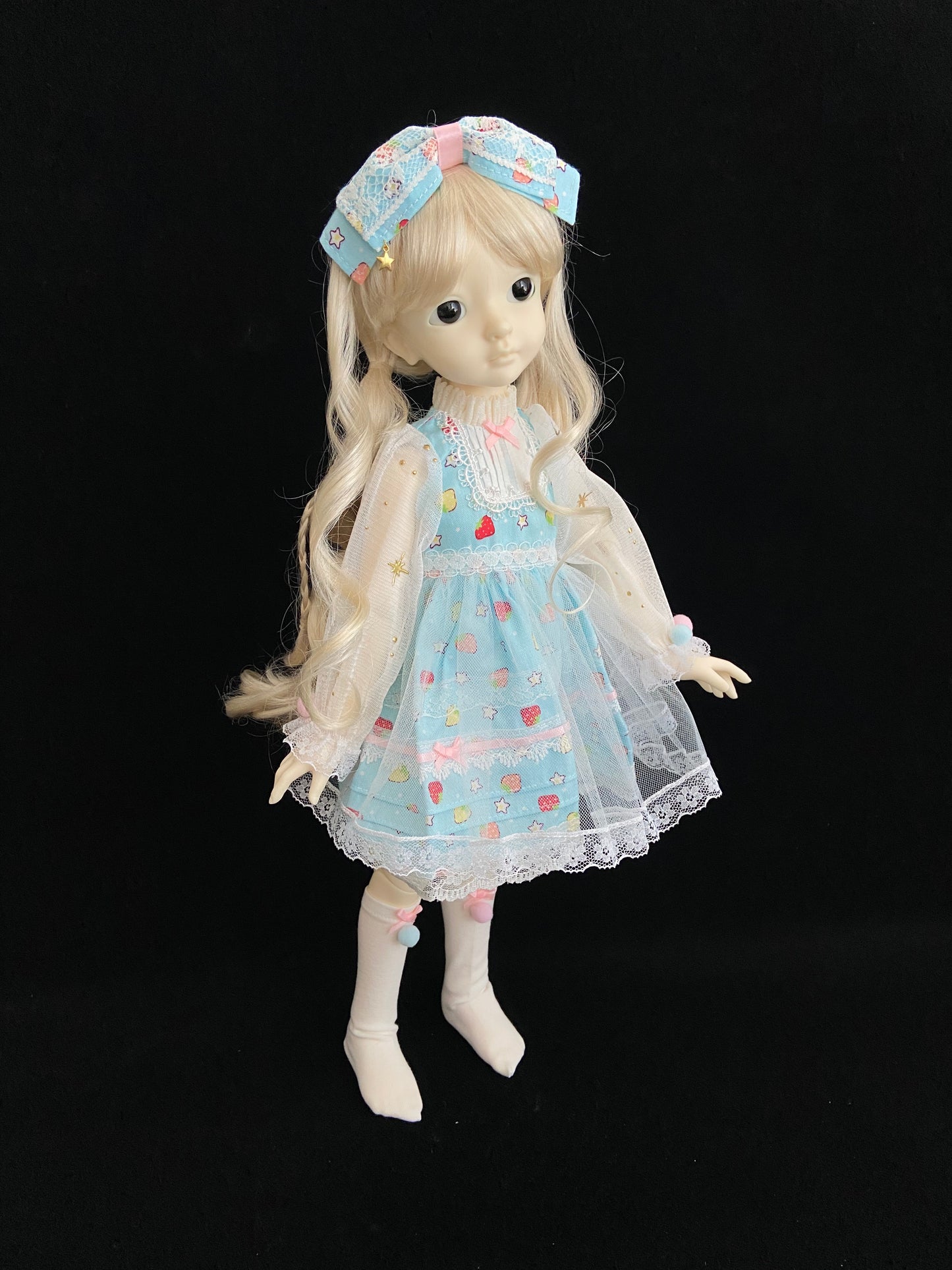 Two 40cm girl dolls without makeup