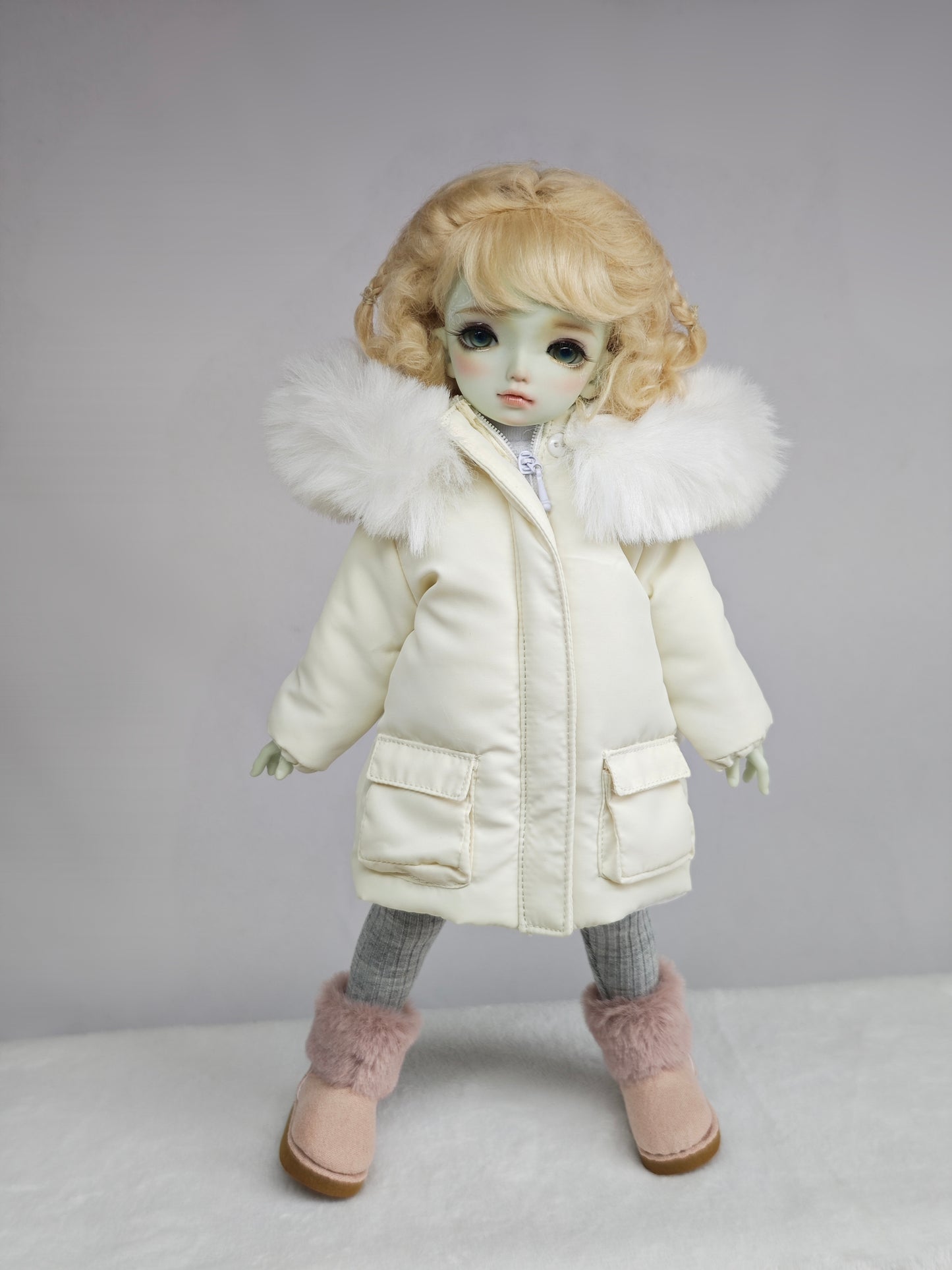 1/6 26cm girl doll Maggie moon grey skin with fullset