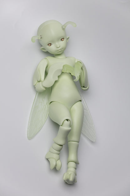 1/6 doll Jadite in pea-green skin instock