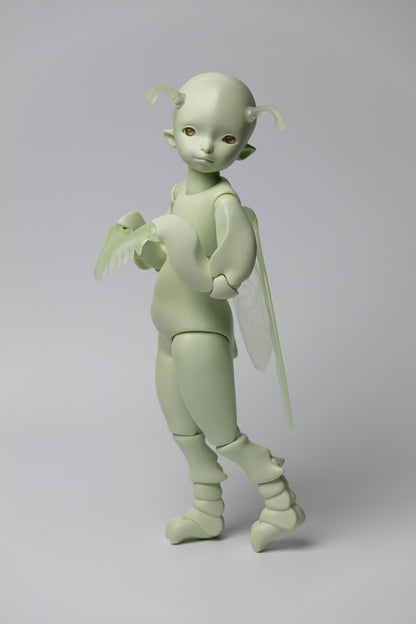 1/6 doll Jadite in pea-green skin instock