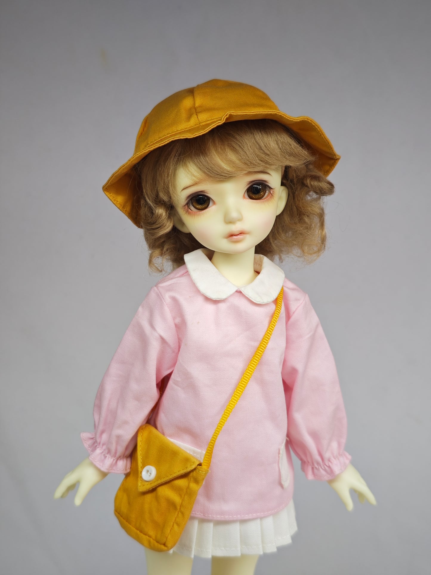 1/6 bjd girl doll Anna in white skin with shown items